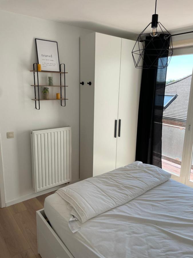Appartement place Léopold 1er à la panne à 100m de la plage Exterior foto